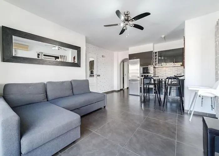 Апартаменты Golf Del Sur Parque Albatros 417 *